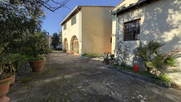 casa indipendente in vendita a Firenze in zona Careggi