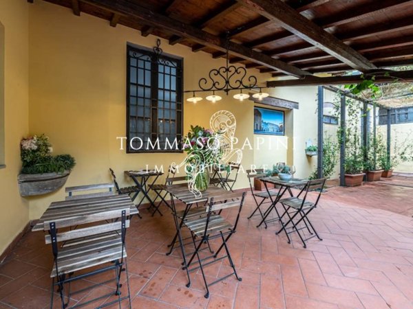 intera palazzina in vendita a Firenze in zona Centro San Frediano