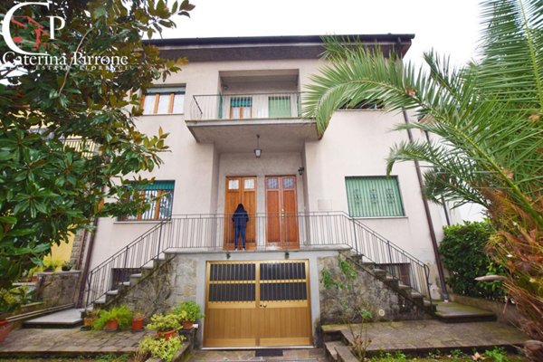 casa indipendente in vendita a Firenze in zona Brozzi