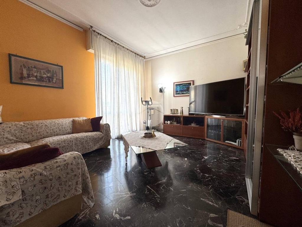 appartamento in vendita a Firenze in zona Isolotto