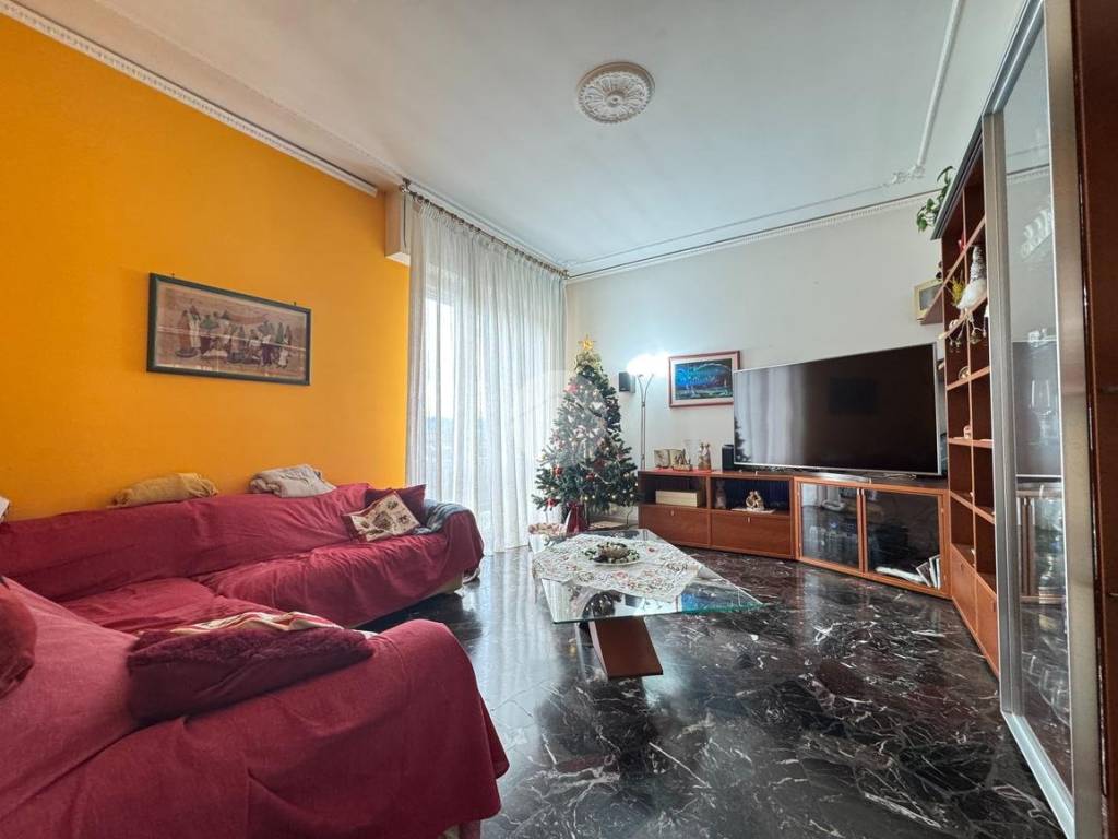 appartamento in vendita a Firenze in zona Isolotto