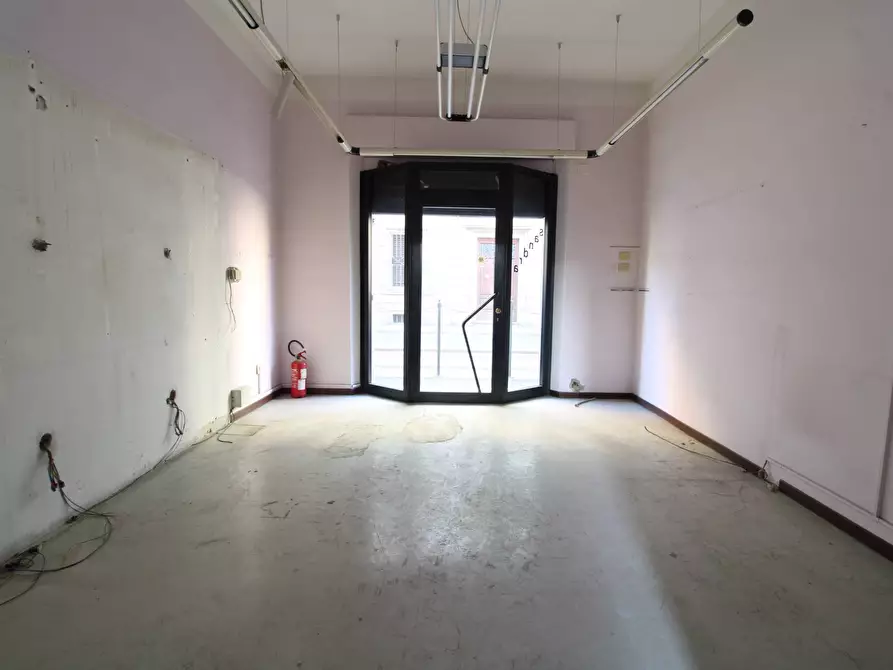 locale commerciale in vendita a Firenze