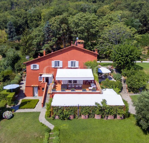 casa indipendente in vendita a Firenze