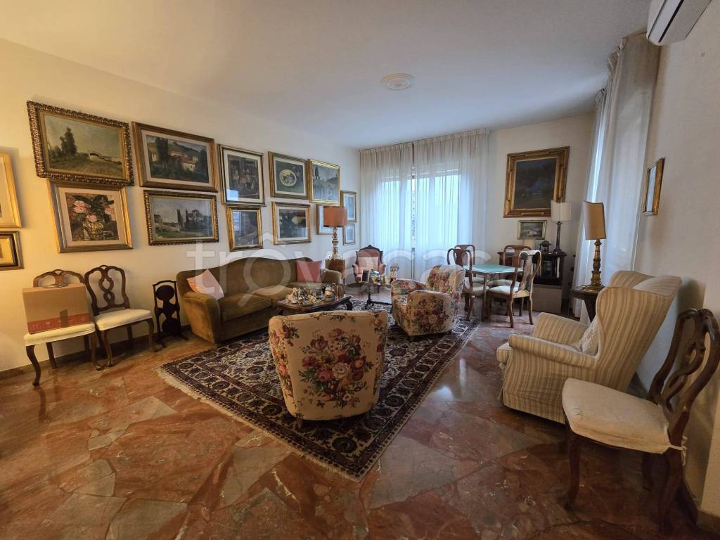 appartamento in vendita a Firenze in zona Centro Storico