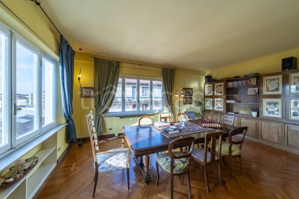 appartamento in vendita a Firenze in zona Campo di Marte