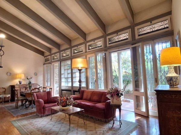 casa indipendente in vendita a Firenze