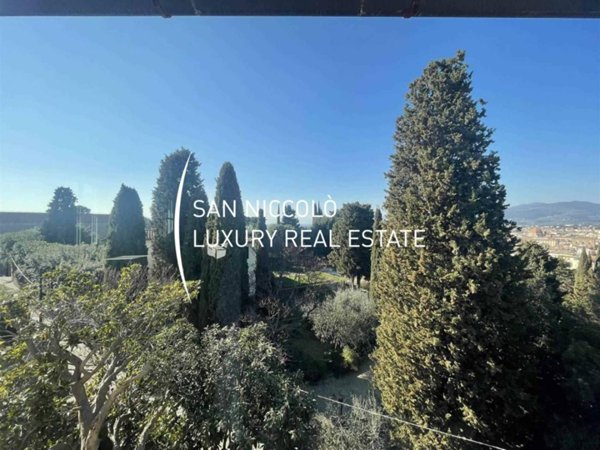 appartamento in vendita a Firenze in zona Centro San Niccolò