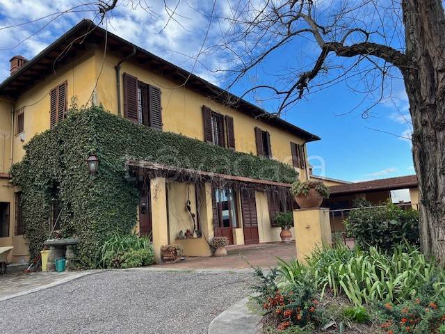 casa indipendente in vendita a Firenze