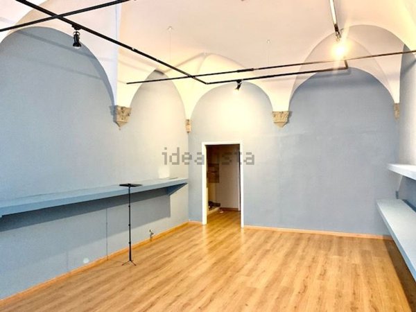 negozio in vendita a Firenze in zona Centro San Frediano