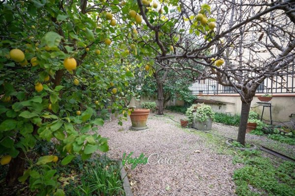 casa indipendente in vendita a Firenze in zona Centro Storico