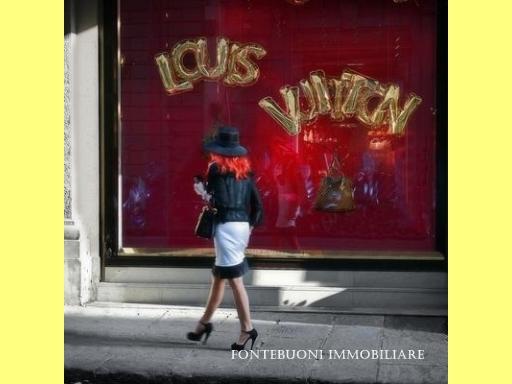 negozio in vendita a Firenze in zona Centro Duomo