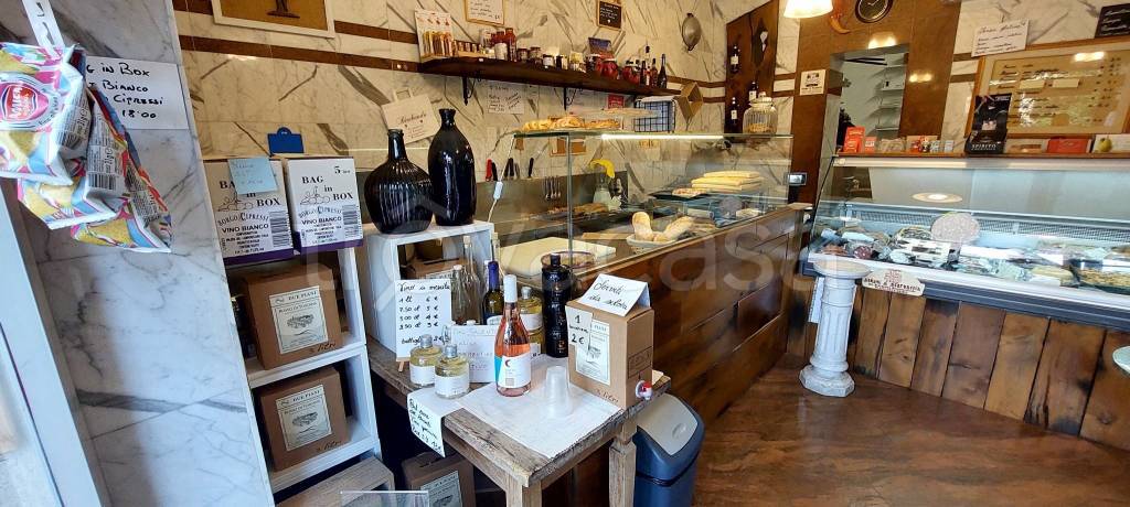 appartamento in vendita a Firenze in zona Campo di Marte