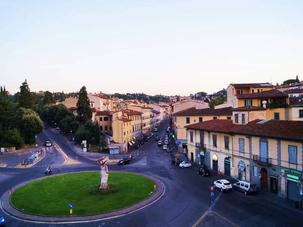 negozio in vendita a Firenze in zona Porta Romana