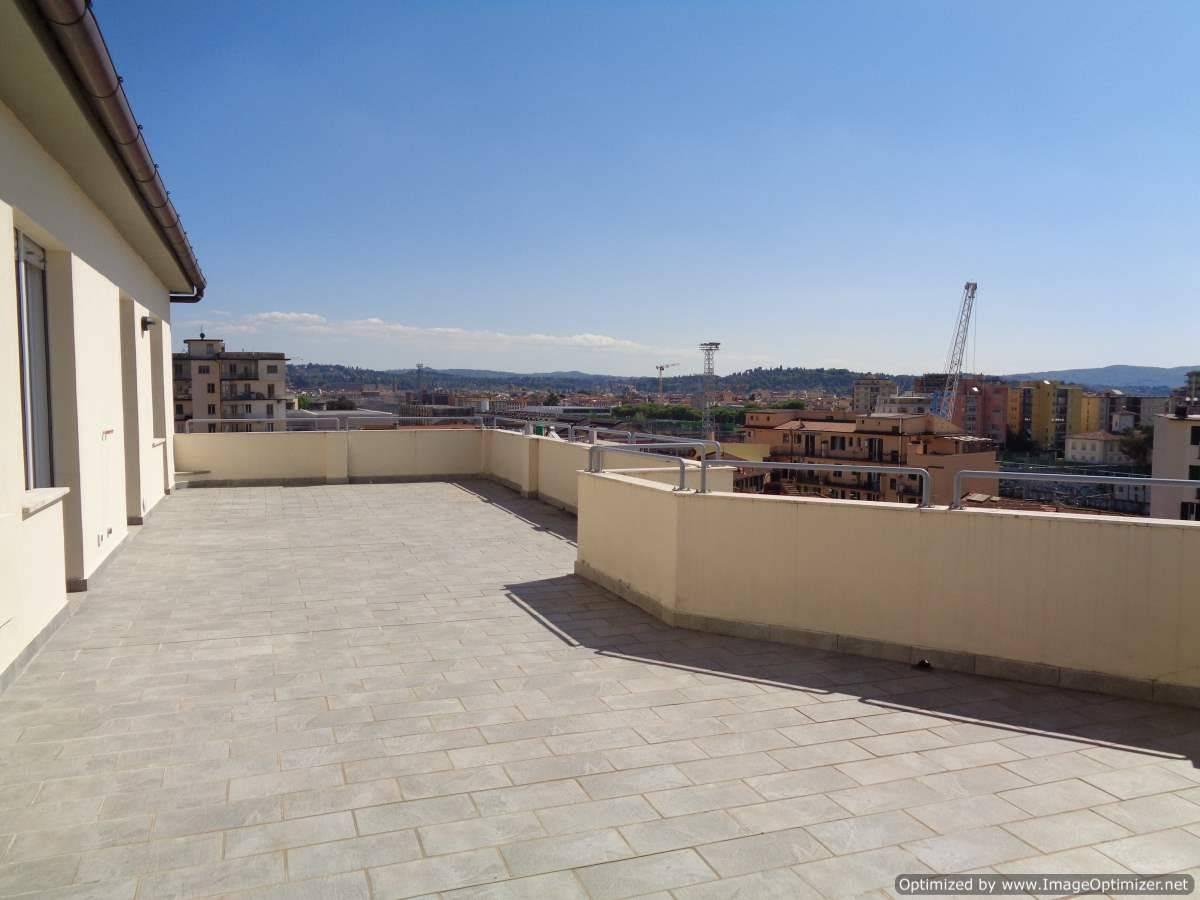appartamento in vendita a Firenze in zona Statuto