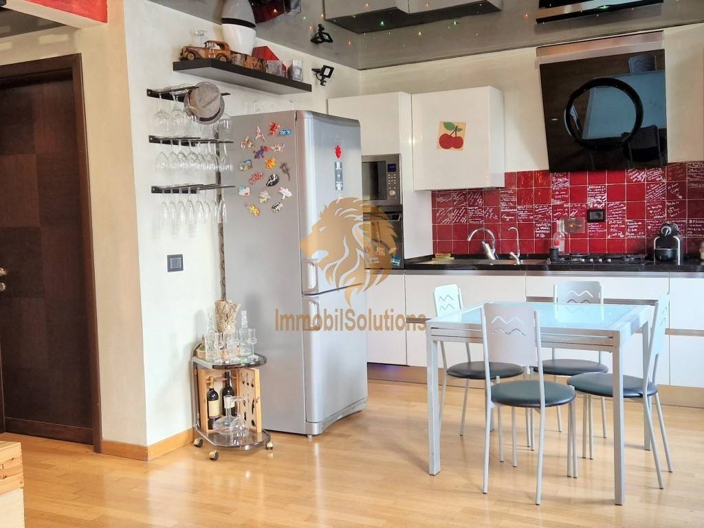 appartamento in vendita a Firenze in zona Campo di Marte