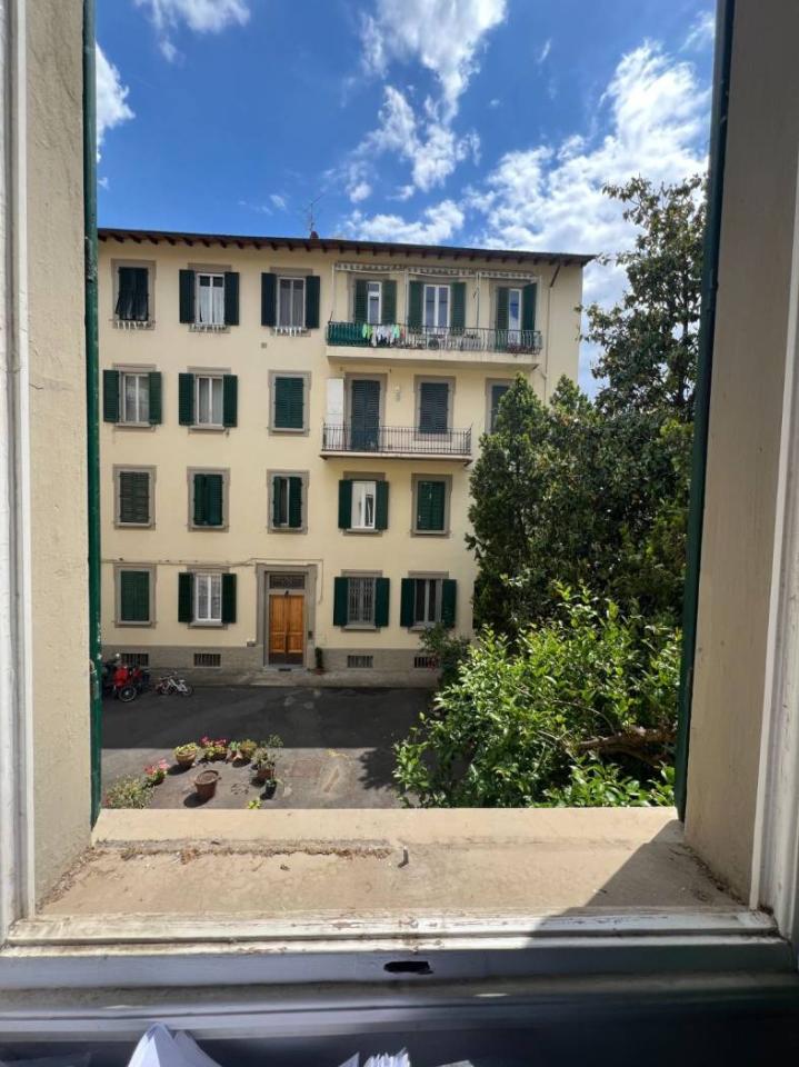 appartamento in vendita a Firenze in zona Campo di Marte