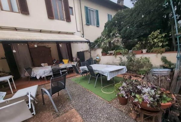 casa indipendente in vendita a Firenze in zona Le Cure