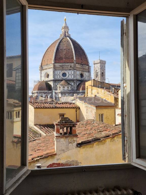 negozio in vendita a Firenze in zona Centro Duomo