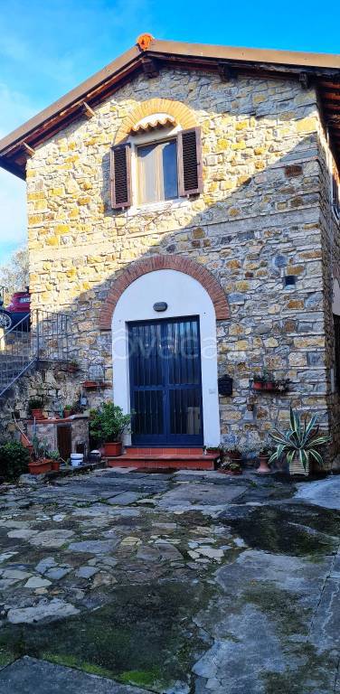 casa semindipendente in vendita a Firenze in zona Settignano