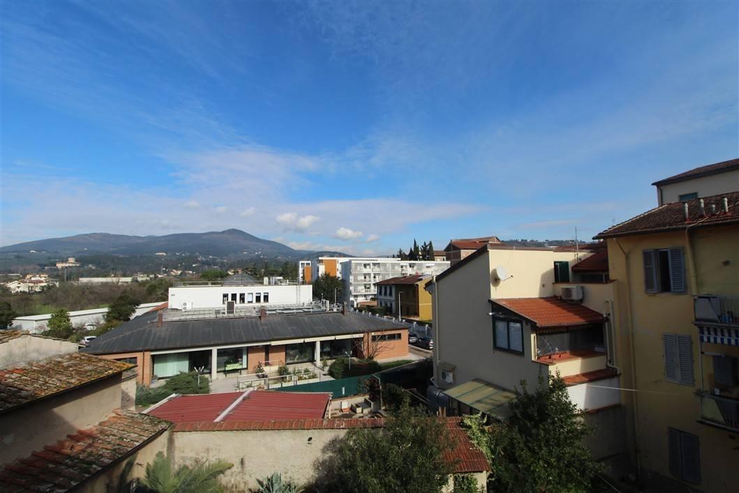 appartamento in vendita a Firenze in zona Careggi