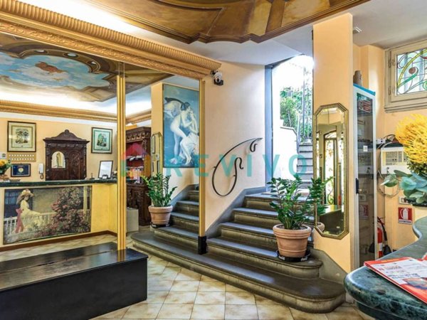 negozio in vendita a Firenze in zona Centro San Niccolò