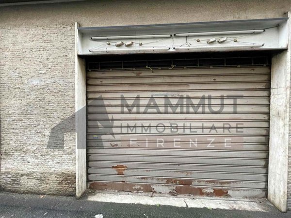 negozio in vendita a Firenze in zona Novoli