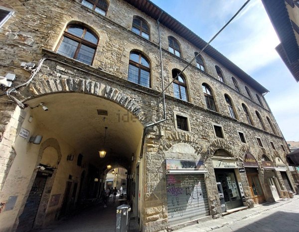 appartamento in vendita a Firenze in zona Centro Santa Croce