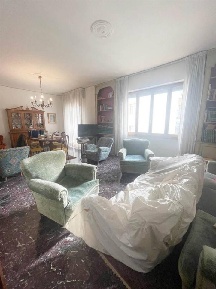 appartamento in vendita a Firenze in zona Campo di Marte