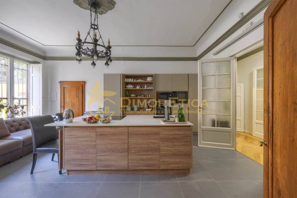 appartamento in vendita a Firenze in zona Bellosguardo