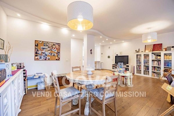 appartamento in vendita a Firenze in zona Isolotto