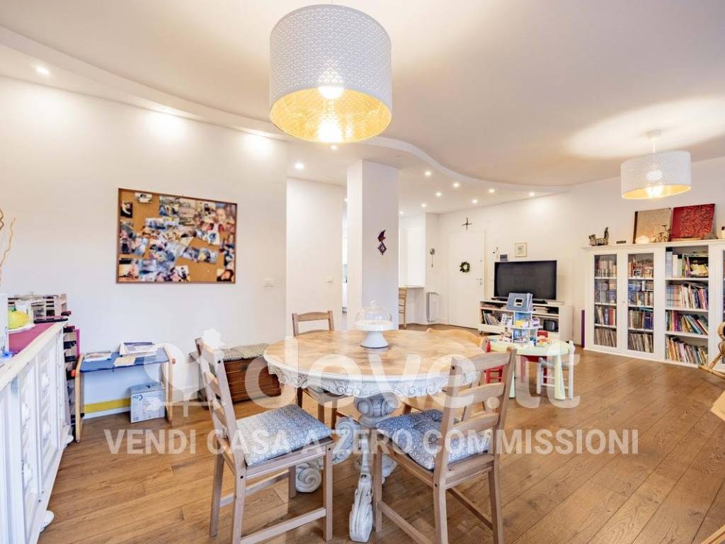 appartamento in vendita a Firenze in zona Isolotto
