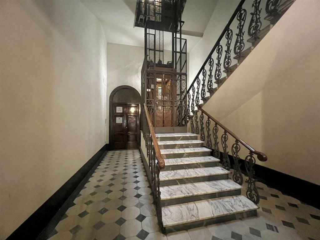 appartamento in vendita a Firenze in zona Campo di Marte