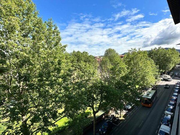 appartamento in vendita a Firenze in zona Campo di Marte