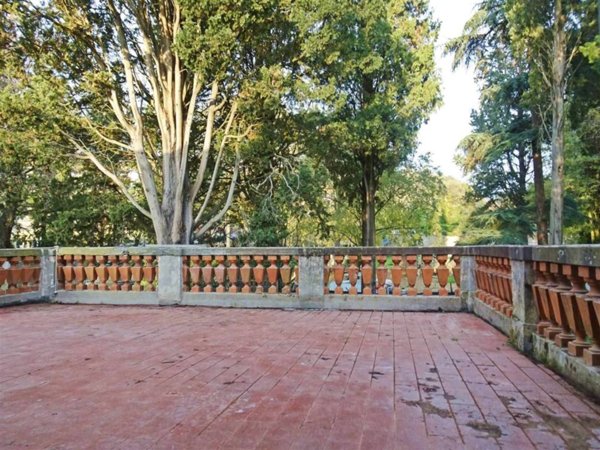 appartamento in vendita a Firenze in zona Coverciano