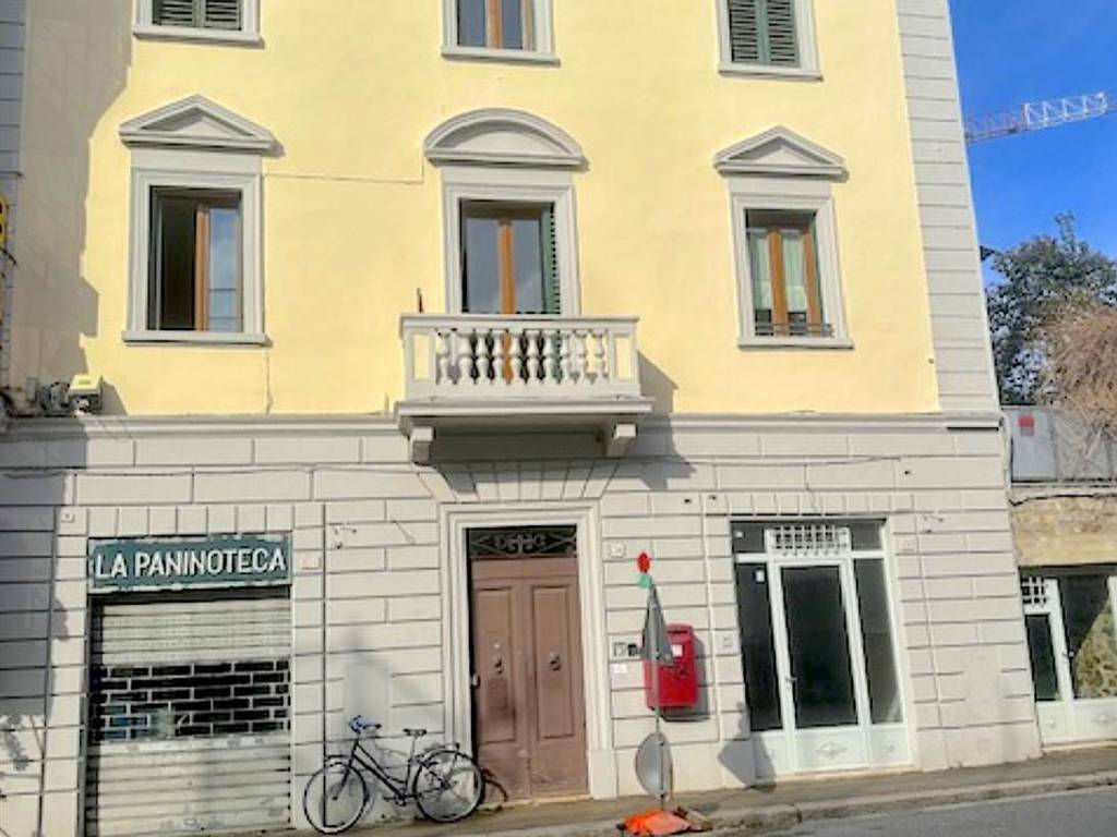 appartamento in vendita a Firenze in zona Bellosguardo