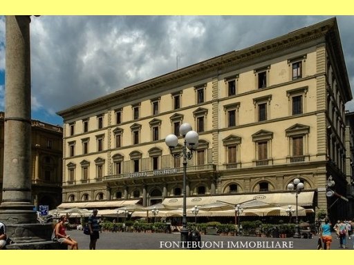 negozio in vendita a Firenze in zona Centro Storico