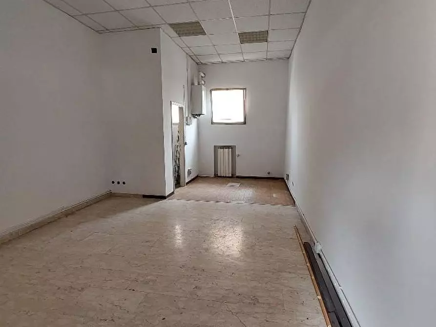 locale commerciale in vendita a Firenze in zona Ponte a Greve