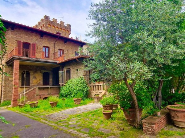 casa indipendente in vendita a Firenze in zona Careggi