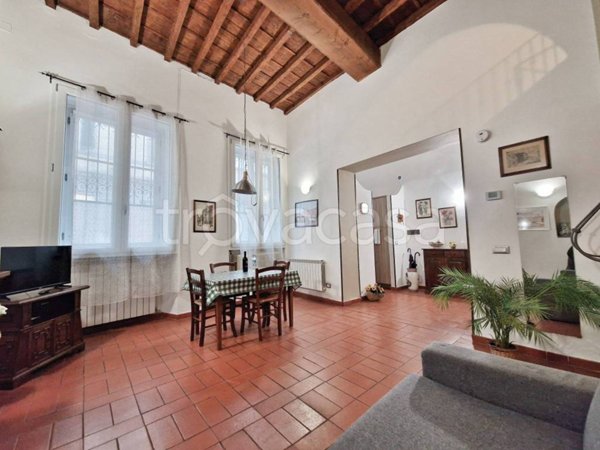appartamento in vendita a Firenze in zona Centro Santa Croce