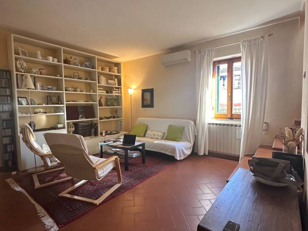 appartamento in vendita a Firenze in zona Centro San Frediano