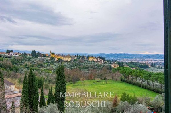appartamento in vendita a Firenze in zona Coverciano