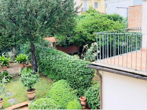 casa indipendente in vendita a Firenze in zona San Gaggio