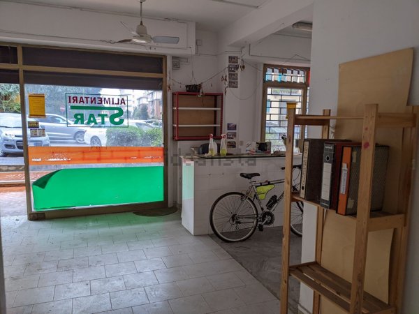 ufficio in vendita a Firenze in zona Novoli