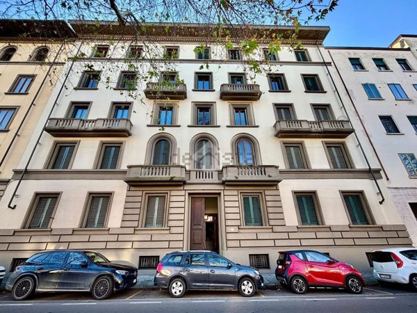appartamento in vendita a Firenze in zona Statuto