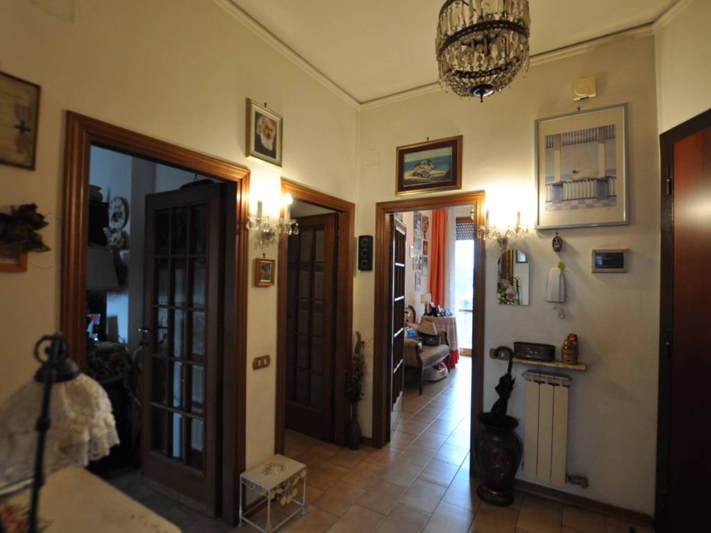 appartamento in vendita a Firenze in zona Isolotto