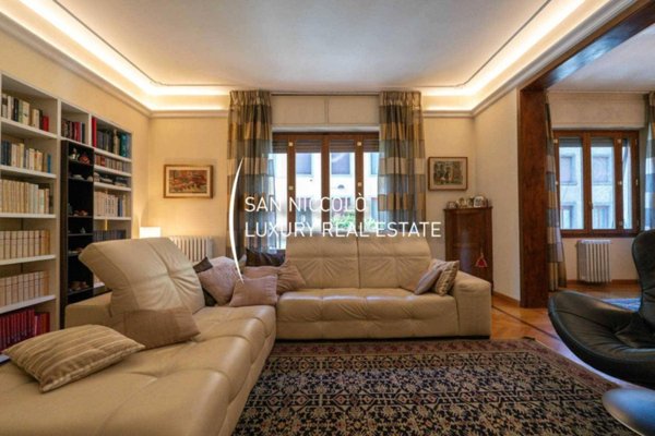 appartamento in vendita a Firenze in zona Centro Santa Croce