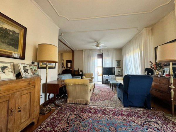 appartamento in vendita a Firenze in zona Campo di Marte