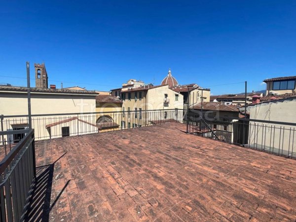 appartamento in vendita a Firenze in zona Centro Santa Croce
