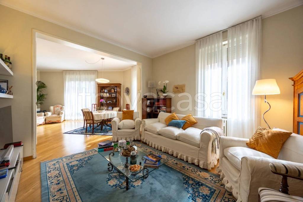 appartamento in vendita a Firenze in zona Campo di Marte