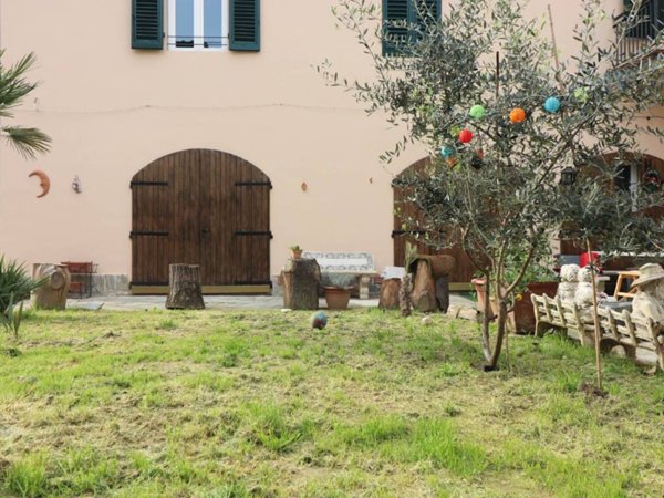 casa indipendente in vendita a Firenze in zona Isolotto